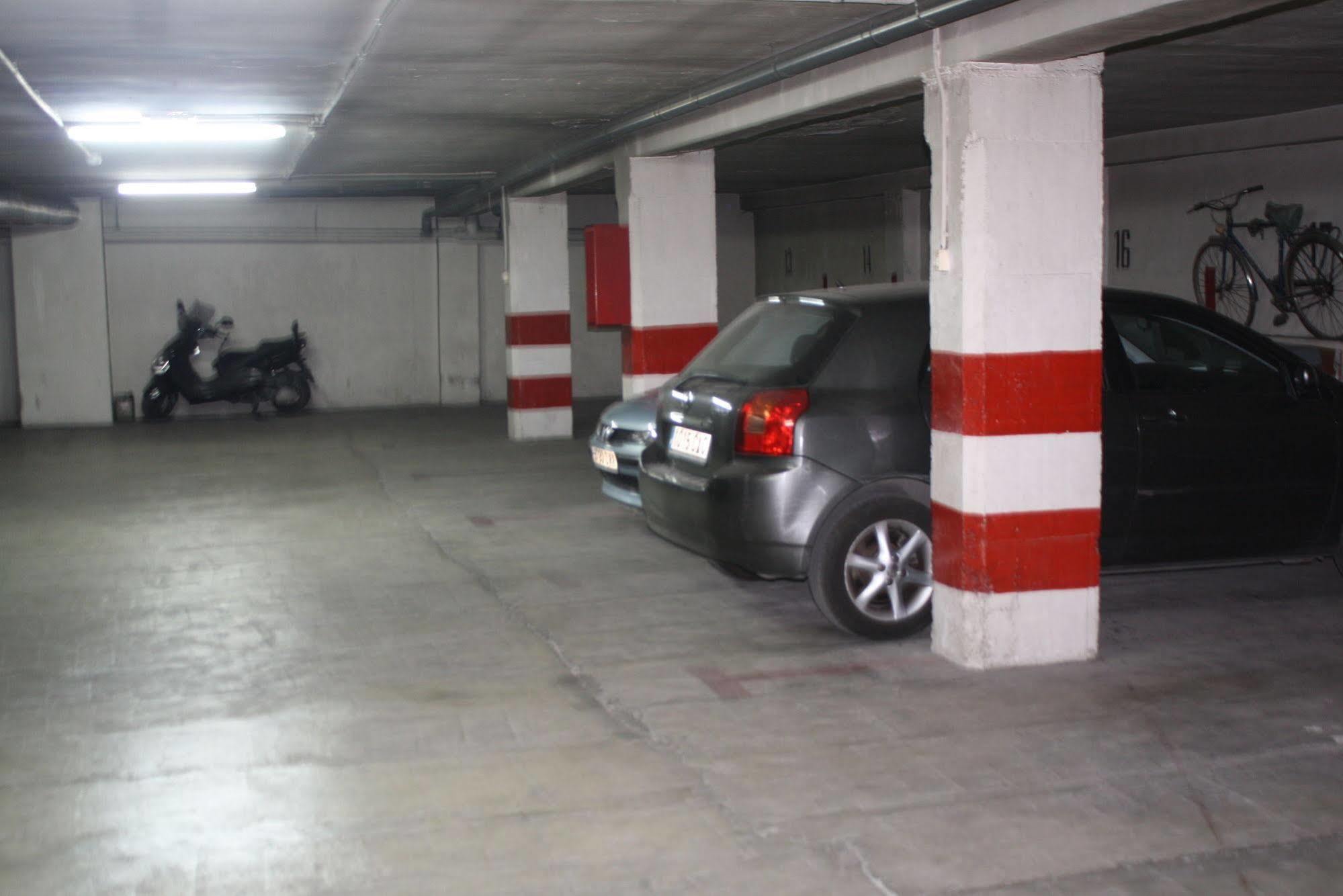 Ab Pension Granada Exterior photo